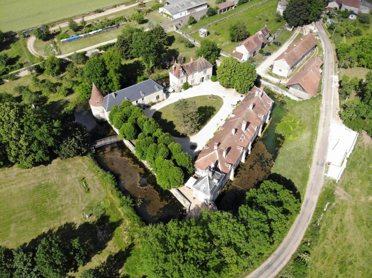 Chateau De Mauvilly Eksteriør billede
